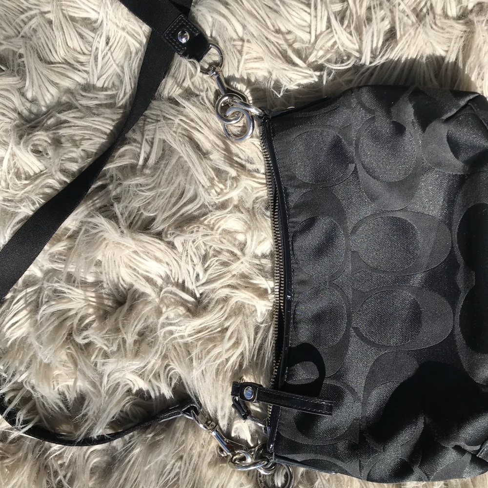 Coach Bag - Picture 4 of 7